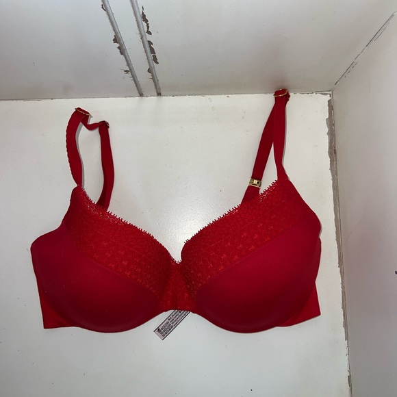 5 Victoria’s Secret Bras size 32DD - Picture 3 of 16